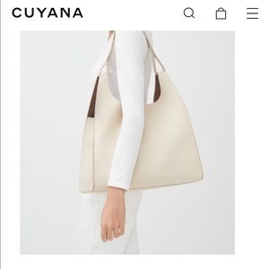 ⭐️ Cuyana Oversized Hobo- Ecru